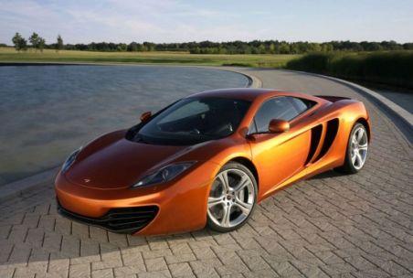 McLaren MP4-12C, maşina care-ţi ia ochii, a cucerit Statele Unite ale Americii