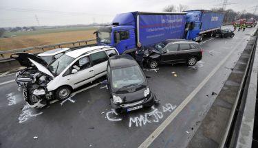 Secţia de Drumuri Naţionale Focşani, amendată după accidentul în lanţ produs pe DN2 E85