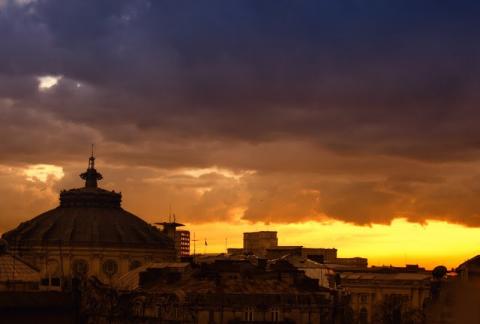 Cât de mult se va schimba vremea în următoarele patru zile. Vezi cum va fi în weekend