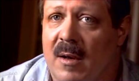 Nu mai există altul ca el. 7 MILIARDE de oameni se miră de acest lucru. Povestea omului care pare venit din altă lume