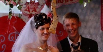 "Vor avea noroc în viaţă cum trag muştele la..." Urarea făcută de soacra mare la nunta anului 542