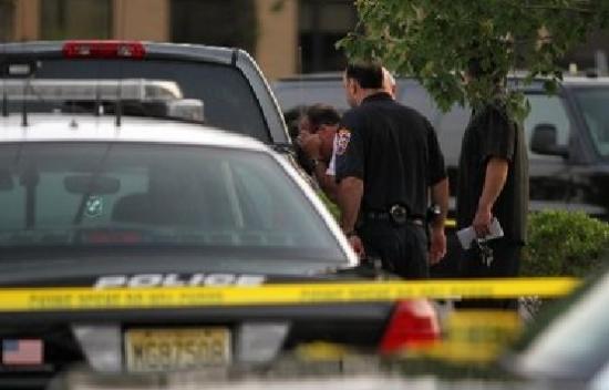 AMENINŢĂRI CU BOMBĂ fără precedent în SUA: Trei şcoli din New Jersey au fost evacuate 482