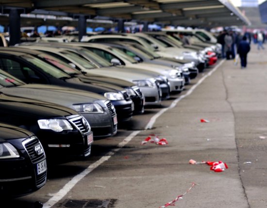 Cum sunt PĂCĂLIŢI românii care îşi cumpără maşini second-hand. De unde vin jumătate din maşinile la mâna a doua 442