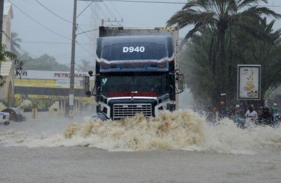 Inundaţii GRAVE în Italia. Cel puţin doi oameni au murit, ARMATA a intervenit în zonele afectate 416