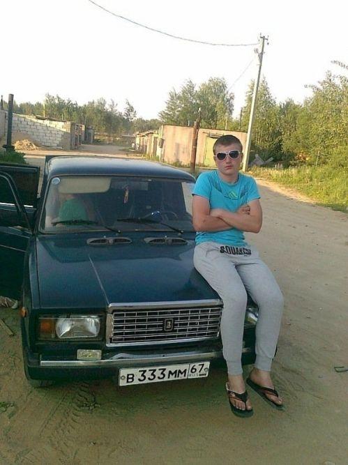 Pentru ei Facebook-ul ar trebui interzis! Vezi imagini dincolo de penibil postate pe reţelele de socializare