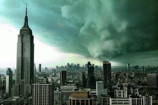 Imagini IREALE cu Uraganul Sandy. &quot;Am fost de-a dreptul îngroziţi când am văzut pozele pe internet&quot;