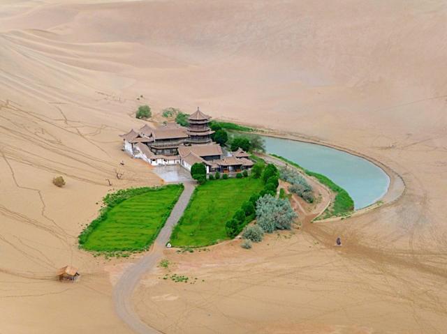 Minunea naturala din mijlocul desertului. Un loc pe care orice om ar trebui sa-l vada macar o data &icirc;n viata