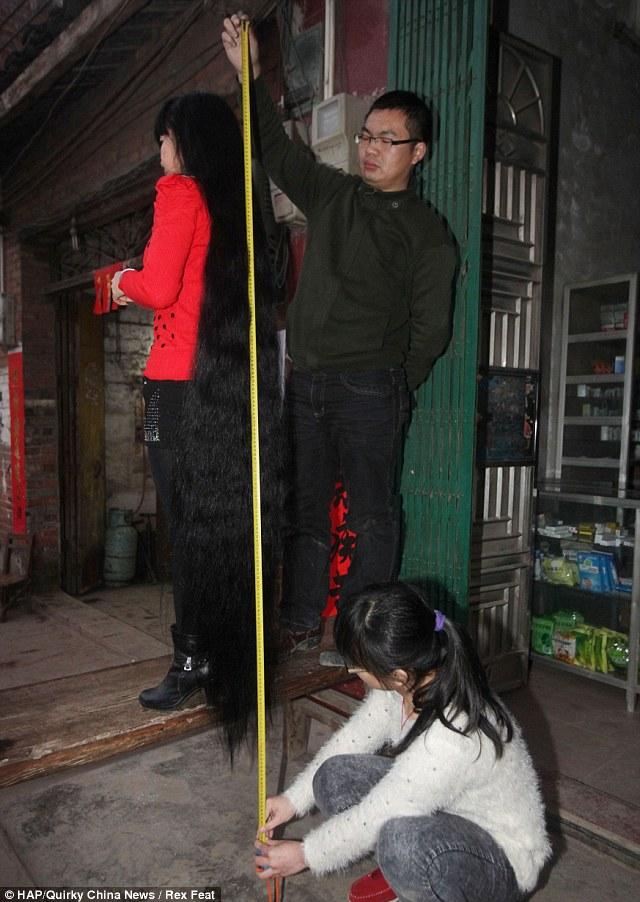 O chinezoaică nu s-a mai tuns de la 11 ani