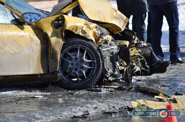 Impact mortal între un Porche şi o Lada