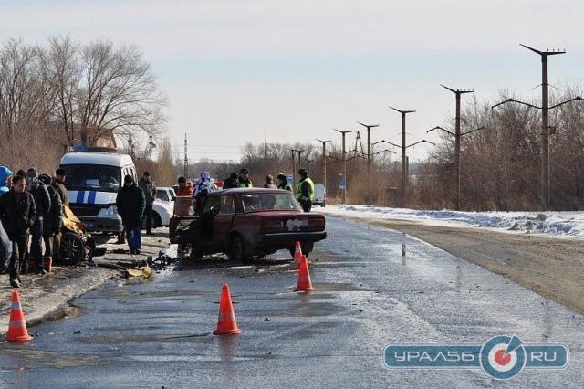 Impact mortal între un Porche şi o Lada