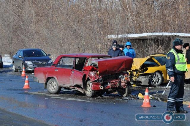 Impact mortal între un Porche şi o Lada