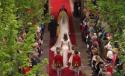 Prinţul William şi Kate Middleton, soţ şi soţie: S-au sărutat in balconul Palatului Buckingham 94089