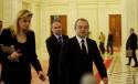 Emil Boc şi-a dat demisia. "Nu mă agăţ de putere. Trebuie să lăsăm locul unui Guvern nou" 129698