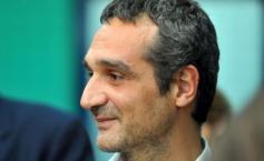 Sebastian Lăzăroiu anunţă fracturarea PDL în Parlament
