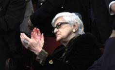 Actriţa Olga Tudorache a primit decoraţia regală "Nihil Sine Deo" din partea Regelui Mihai
