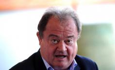 Blaga, după întâlnirea cu deputaţii PDL: Conducerea PDL nu a fost criticată. Adversarul nostru este USL