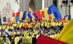 "You can feel the flag. You feel it in your heart, your soul, because you are Romanian!" The most precious gift  for all Romanians, made by Antenna 3 on May 27