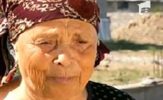 Oamenii ajutaţi de Gigi Becali se roagă pentru Războinicul Luminii şi vor să-i întoarcă omenia