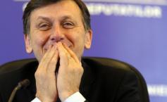 Antonescu: În USL e atâta solidaritate cât îi este necesară Uniunii să meargă înainte cu putere