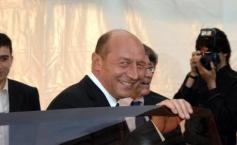 Comisiile juridice au avizat FAVORABIL iniţierea referendumului cerut de Băsescu 
