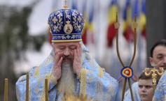 România recunoaşte rolul istoric al BOR în constituirea şi modernizarea statului, înaintea rolului Casei Regale şi al minorităţilor 