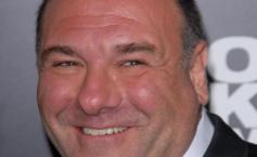 Tragedie! Actorul James Gandolfini (Tony Soprano) a murit în Italia