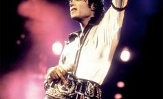 Aşa arată palatul în care a locuit Michael Jackson! Imagini de colecţie