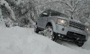 Două maşini offroad, puse la dispoziţia Serviciul de Ambulanţă Prahova de doi ploieşteni