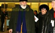 Christopher Lee, un batranel in baston pe aeroportul din Berlin