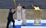 Prinţesa Anne a Marii Britanii a primit flacăra olimpică, în cadrul unei ceremonii desfăşurate la Atena