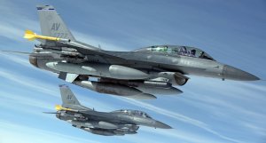 RETROSPECTIVĂ 2017. Armata română schimbă un ministru, cumpără avioane F 16, rachete Patriot și participă la Invictus Games