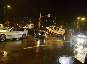 Dublu accident de ambulanţă, în Oradea