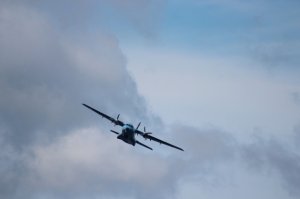 Avionul care aterizase de urgență pe Otopeni a decolat spre Londra