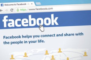 Zeci de milioane de conturi Facebook, vizate de un atac cibernetic