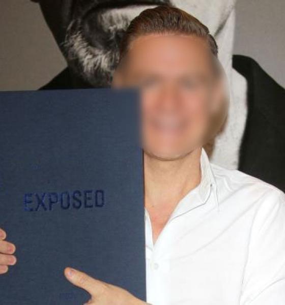 A îmbătrânit? A dat rockul pe fotografie, dar tot nu se dezminte...