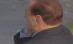 Gafă după gafă. Berlusconi a întrerupt un moment protocolar pentru a răspunde la telefon
