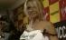 Pamela Anderson, afectată de criza financiară. Vedeta locuieşte într-o rulotă