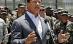  Schwarzenegger vizitează Irak şi doreşte să transfere tacticile militare de război în California
