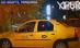 Un poliţist, lovit cu maşina de taximetristul pe care vroia să-l oprească 
