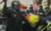 Spania. Bătaie ca în filme între poliţişti şi pompieri (VIDEO)