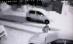 Porsche Cayenne jefuit de un alt Cayenne: Poliţia nu se implică, dar patrulează în spatele hoţului - VIDEO