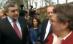 Premierul britanic a insultat o alegătoare, după ce şi-a uitat microfonul deschis: E limitată! (VIDEO)