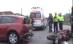 Un motociclist a murit după ce a intrat direct în maşina unor nuntaşi (VIDEO)