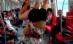 China. O femeie vrea să schimbe mentalitatea chinezilor dansând la bară în metrou (VIDEO)