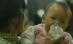 Alertă în China: O formulă de lapte praf cu hormoni declanşează precoce pubertatea (VIDEO)