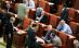 Deputaţii dezbat moţiunea simplă pe Agricultură
