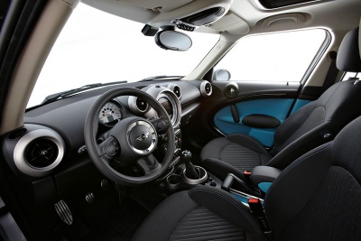 mini_cooper_countryman_small_800x5343_400_01 mini_cooper_countryman_small_800x5343_400_01