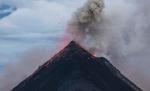 Un vulcan din Indonezia a emis gaze toxice. Zeci de persoane afectate Un vulcan din Indonezia a emis gaze toxice. Zeci de persoane afectate