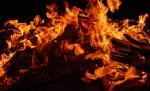 Incendiu puternic în județul Mureș. O persoană a murit, iar alta a fost intoxicată cu fum. Incendiul ar fi fost provocat intenționat Incendiu puternic în județul Mureș. O persoană a murit, iar alta a fost intoxicată cu fum. Incendiul ar fi fost provocat intenționat