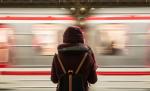 Se urcase în metrou, când brusc a început să se audă ceva ciudat prin sistemul audio. Toți au început să râdă (VIDEO) Se urcase în metrou, când brusc a început să se audă ceva ciudat prin sistemul audio. Toți au început să râdă (VIDEO)